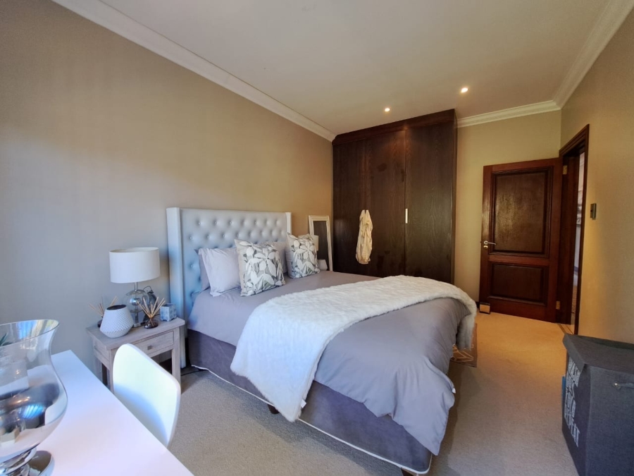3 Bedroom Property for Sale in Bonza Bay Eastern Cape